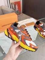Louis Vuitton 路易威登 Lv 新款专柜同步发售，完全1比1复刻，鞋底：特供原版底，原厂跟单货，高品质，可随意进出专柜，欢迎对比。全套包装，套包鞋，
