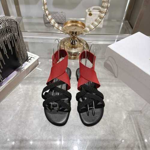 出厂 Dior*迪奥D家2025Ss春夏新款仙女凉鞋 1:1原版复刻 市面上最高版本 各路时尚博主刷爆小红书！超时髦又充满高级感的单品！轻松打造造高端Look