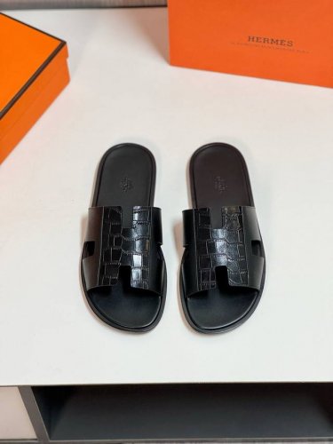 hermèS 真皮底 Size：38-44 45.46.47定制 爱马仕最高品质经典H拖鞋～高端男士凉鞋沙滩鞋拖鞋～专柜同步～原单代购货！原版进口鞋面牛皮内里牛