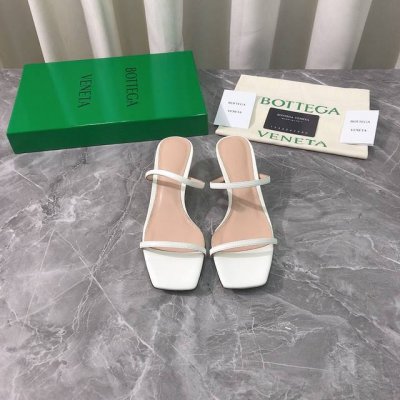 工厂p价p 顶级高端版本 代购品质 原版开发 Bottega Veneta Ss新品爆款夏季方头中跟凉鞋Knot穆勒凉拖女鞋 Bv新款纯跟钢鎏金绳结中跟抢手大爆