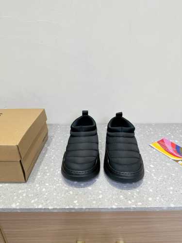 Moon Boot最新24秋冬新款PARK ICON系列 系带 厚底 休闲鞋 一脚蹬 雪地靴 棉靴 原版购入开发 做货 这款Park Icon休闲鞋 采用海绵材