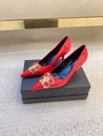 balenciag*Ss25新款双B尖头款高跟鞋 原版套楦 顶级品质 材质 鞋面 进口漆皮面 内里 进口羊皮里 大底 真皮大底 码数35-39 34 40 41