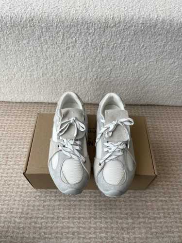 Negativethree Nt3 韩国设计师品牌机能运动鞋 原版1比1复制 韩国各大网红 明星都在穿的 一款小众韩国品牌 关键是这个灰蓝色狠狠的戳到了我 面料