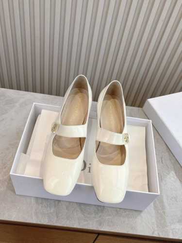 出厂 顶级版本 Miss Dior Fw25New Arrival～ D家25秋冬迪奥小姐 精致玛丽珍新品 Missdior 五金扣件，好精致啊，小方头时髦复古
