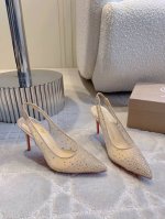 出厂价 Christian Loubouti* 新款水钻网纱透明红底高跟鞋 超多水钻装饰 高级感满满 闪耀夺目 富贵迷人 交织出童话般的梦境 鞋面进口网面材质A