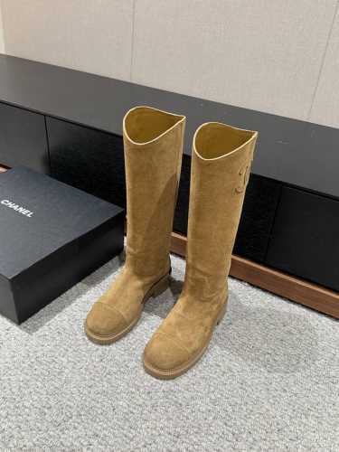 顶级品质 Chanel fw24 new arrival～ 小香2024秋冬新款｜长筒骑士靴 小香每年都有类似款马靴，今年这款感觉 更有型，简约时髦 上脚超级舒