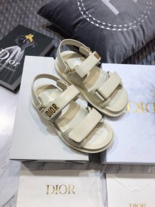p直销 女鞋 女装 女鞋工厂P 迪奥 Dior 春夏走秀新款 Ract 磨术贴厚底休闲女鞋 Cd字母Logo五金扣露趾凉鞋 明星同款平底圆头复古沙滩鞋 市场顶级