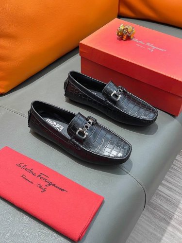 商品名称：Ferragamo 菲拉格慕 正规码数: 38-44 豆豆鞋 商品材料：精选 牛皮鞋面，进口羊皮内里；原厂大底。