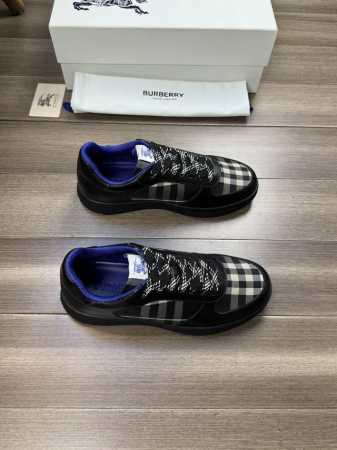 Burberry 巴宝莉 -高端品质 原单 -鞋面：进口纳帕小牛皮、品牌图腾布匹、鞋舌品牌布标 -内里：帆布内里，垫脚；水染牛皮 -大底：超轻tpr橡胶; 双色 - 点击图像关闭