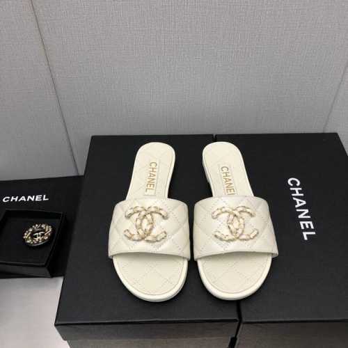 橙子出厂价p chanel 香奈儿春夏新款 双C扣菱格平底拖鞋 穿不腻的百搭凉拖 超经典的一款 休闲中带着精致 气质拿捏稳妥 今年春夏绝美加分宝藏 码数 35-