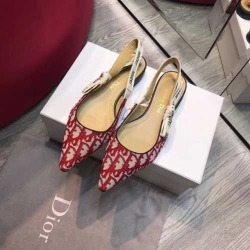 Dior顶级版本 J'Adior 19Ss春夏系列网纱蝴蝶结凉鞋 . Hk9820元原版购入开发。官网最新走秀款超多明星网红上脚.这个夏天终于有了一双能在重要场