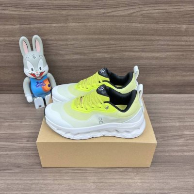顶级版本Loewe 罗意威 X On Cioudtilt2.0跑鞋情侣款罗意威 X On 昂跑全新合作系列情侣款慢跑鞋 品牌与瑞士高性能运动品牌On携手打造的此