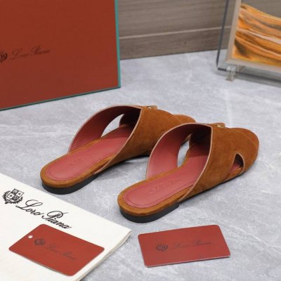 高版本 主打9色 2025官网 Lp新品发售Loro piana 官网同款同款拖鞋 采用 Wish 牛皮面料制作 鞋面采用优质头层牛皮 垫脚 垫脚羊皮 全方位一