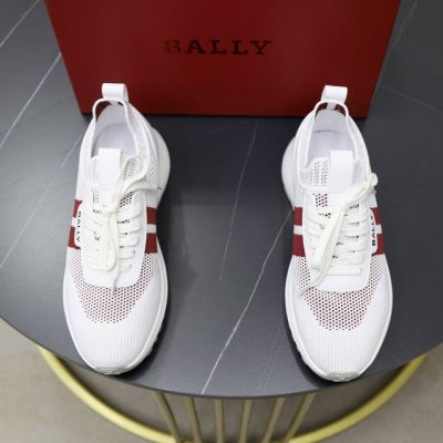 出厂价Pp： Bally巴利原厂货，男士春夏休闲运动懒人穿脱一脚蹬，专柜在售新款，采用进口飞织透气鞋面，面料柔软细腻舒适透气，鞋面饰以B家经典字母Logo设计，