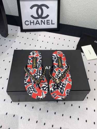 Chanel春夏爆款人字拖鞋 各大社交平台热门款 上脚不卡不磨脚 质感软舒服 进口羊皮链条面料 羊皮内里 意大利真皮大底 Size:35-40