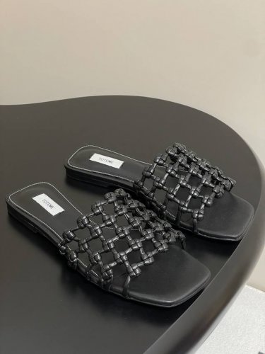 高跟 -平底 - toteme 25Ss夏季新款 极简方头编织平底高跟凉拖鞋 手工编织设计 慵懒高级1以极简线条诠释北欧风格 日常随心搭配裙子 裤子 都无敌好看