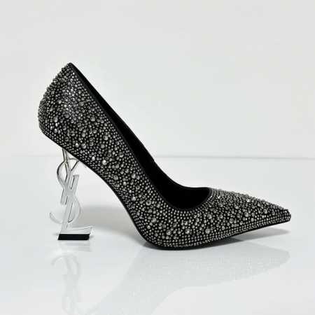 米 Saint Laurent 圣罗兰 YSL字母金属跟，捷克钻满钻单鞋。满鞋水钻bling bling闪闪亮。 专属布面烫满钻工艺，羊皮内里 垫脚，真皮大底。 - 点击图像关闭