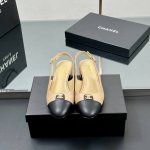 工厂p价 高版本 官网同步Chanel 2025新款 平底后空鞋 中跟Slingback凉鞋 香奶奶家一贯的优雅名媛气质 高级感十足 上脚非常Nice 不管光脚