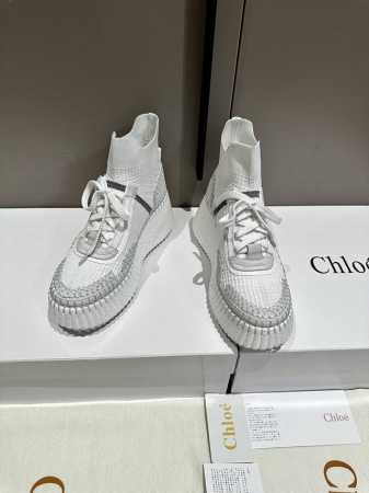 冲量价: 独家首发，升级版毛线休闲鞋来了！ Chloe 克洛伊 最新的缝马克线毛线 原版私模高密度发泡鞋底 人工固特异手法穿线 配上后所有的位置刚刚好 所有的工 - 点击图像关闭