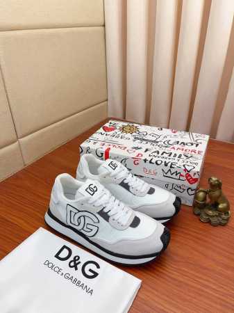 实价： Dg～ 男士休闲鞋 Z柜同步发售 鞋面选用牛皮拼接布料网布内里，舒适透气，鞋底：原版舒适耐磨大底，实物拍摄实物更赞码数:38-46 - 点击图像关闭