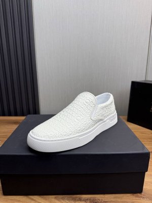 工厂p价 Boss.新品来袭时尚潮男必备，大牌风范， 材料：鞋面进口牛皮拼接面料+舒适羊皮内里，耐磨橡胶大底，39-44