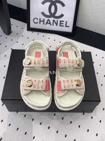 Chanel新款沙滩鞋 高版本出货 上脚舒适超显腿型 夏季出行旅游必备单品 高密度编织鞋面 羊皮垫脚 原版开模大底 Size: 35-39 40 41订做 - 点击图像关闭