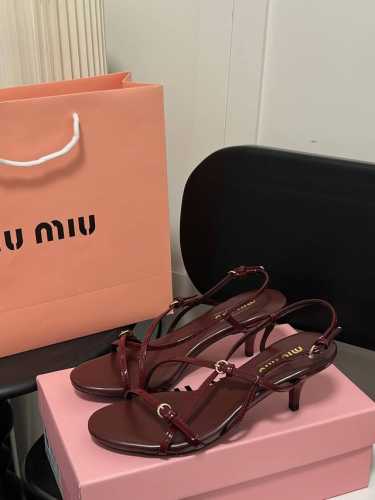 橙子出厂价p miumiu 缪缪 春夏新款 细带高跟凉鞋 猫跟后空凉鞋 跟高 6Cm 码数 34-41