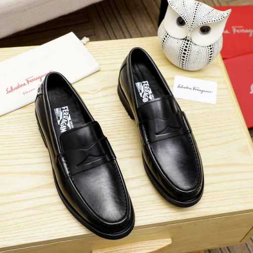 工厂价 菲拉格幕 Ferragamo 新款男士休闲套脚鞋官网原版1:1开模，原单品质做工精细，高端奢华鞋面采用进口意大利头层牛皮皮内里橡胶发泡防滑大底，穿着透气