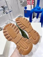 p直销 女鞋 女装 女鞋 女装 6 马吉拉情侣款老爹鞋系列上新 ★★★★★ 上脚超轻舒适的一款老爹鞋，松糕底显瘦又拉长身高比例，做跑步鞋的不二选择 鞋面：原版定