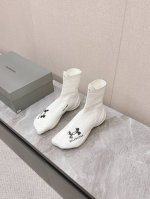 巴黎世家Balenciaga春夏秀款安德玛联名情侣款袜子鞋 专柜7920RMB购入开发 Balenciaga和Under Armour胶囊系列是一个高端奢侈品牌