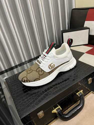 出厂价Pp： 男装男鞋 运动原单 Gucci-古奇 奢牌运动休闲鞋，进口原版材质，羊皮内里 高档舒适，原版大底轻盈耐磨！纯手工制作，细节决定品质！38-443色