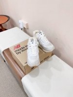 miumiu新款厚底泰迪毛全羊毛里鞋，这个鞋子简直太好穿啦 高级感满分 泰迪卷卷毛 #是太懂女人心，安排起来吧～ 面料：牛京 内里：羊皮毛 : 35-40