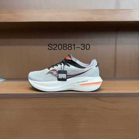 纯原 Saucony Triumph 21索康尼胜利21代旗舰级缓震型跑鞋 性能相比前几代再升级：鞋面采用全新升级的工学网设计 贴合脚部更透气 中底部分使用最新 - 点击图像关闭