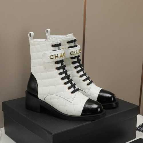 冲量价: CC小香秋冬牛皮短靴马丁靴新品fw new arrival～香家马丁靴基础版型，利落帅气！挺阔饱满，帅气拿捏！流线，材质，工艺严苛遵循原版精髓 鞋面：