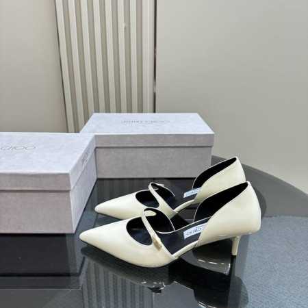 厂价 Jimmy Choo｜周仰杰经典中空高跟鞋系列 我们家JC一如既往品质优越 低调不失华丽 性感又不显张扬说的就是这款 上脚太好看了 鞋型是大家都爱的秀气款 - 点击图像关闭