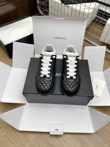 东莞代购级CHANEL 2024新款棒球鞋香家隐藏款网球鞋！ 纯yuan小羊皮超级软，大大的鞋舌是这款鞋的灵魂！整鞋纯yuan渠道材料！du家zp私模大底！ 鞋