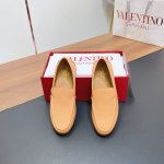 顶级代购版本 VALENTINO GARAVANI LEISURE FLOWS小牛皮乐福鞋 一脚蹬男士鞋 VALENTINO华伦天奴新款男士乐福鞋，时尚休闲皮鞋