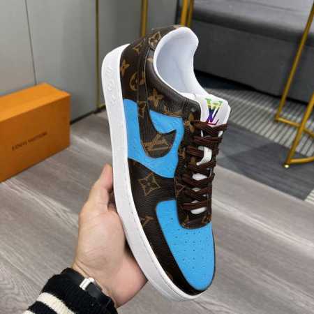 出厂价 商品商标 Lv 休闲运动鞋 正码码数 38-44 商品材料：牛皮鞋面+透气网布内里。强烈立体视觉效果，原版橡胶大底 颜 色：三色可选 - 点击图像关闭