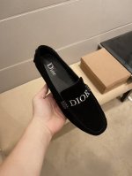 实价 Dior 官方新款 意大利名模贵族们爆款 Dior时尚界的佼佼者 无可超越 官方高品质精品高端豆豆鞋 适合驾车 休闲 白领 商务男士首选 明星周杰伦同款
