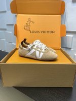 顶级版本： Lv路易威登 L家 驴牌 最新Sneakerina系列 情侣款 芭蕾运动鞋 德训鞋 休闲 平底鞋 球鞋 原版购入开发 做货 这款Lv Sneaker