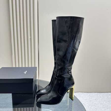新款]YSL 圣罗兰 女士AUTEUIL镜面皮革长靴 SaintLaurent巴黎1周中国23秋Auteuil奢华漆皮踝靴 SAINTLAURENT这款“Aut - 点击图像关闭