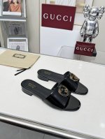 出厂 2025 SSS新款报到 Gucci～古*奇 原单品质 原汁原味的欧式风格 上脚非常完美穿搭上配此鞋，优雅大方，晶莹剔透，无论种各配件材质，都是家独一比一