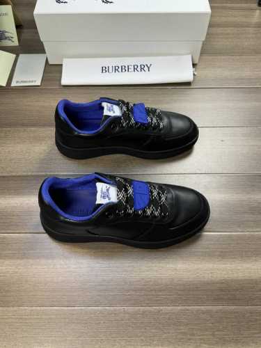 Burberry 巴宝莉 -高端品质 原单 -鞋面：进口纳帕小牛皮、鞋舌品牌布标 -内里：帆布内里，垫脚；水染牛皮 -大底：超轻tpr橡胶; 双色成型大底 -超