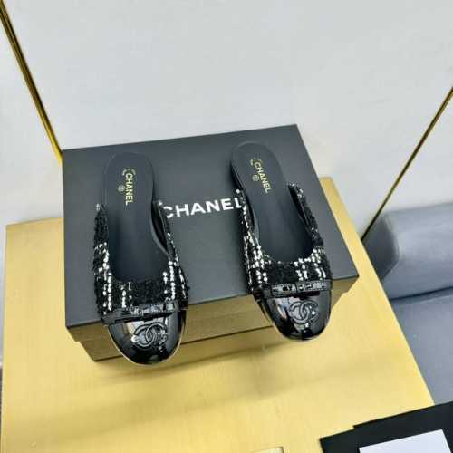 Chanel香奈儿 2024专柜顶级玛丽珍单鞋拖鞋 这款经典设计；各大社交平台热门的款式晒图 简直疯抢了、明星仙女们的挚爱 多元化非常百搭，不卡脚也不会磨脚 质