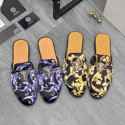 商品商标：Versace 范思哲 半拖 拖鞋 正码码数: 38-44 45订做不退换 商品材料：精选缎面印花透气鞋面 牛皮内里 原版大底