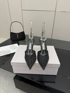 jimmy Choo新款Y链高跟鱼嘴凉鞋 网纱贴钻面尖头单鞋 水晶钻面高跟鞋 鞋面 进口网纱施华洛世奇水晶钻 内里 进口羊皮 大底 意大利进口真皮大底 跟高 8
