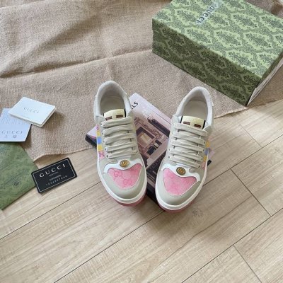 出厂： Gucci 古驰2025顶级专柜 代购系列 官网上新 全球同步 古驰顶级情侣脏脏鞋 情侣鞋 古驰情侣 Gucci鞋控 小红书热搜常客 情侣穿搭Oot D