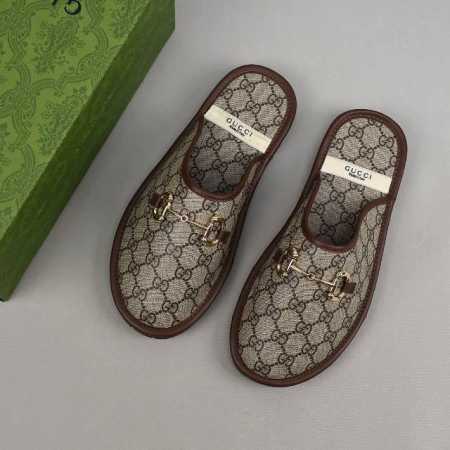 Gucci 古驰 拖鞋！批 。原版logo面料，轻质发泡鞋底。男码38-44。 - 点击图像关闭