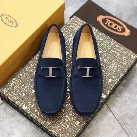 Tods 男士豆豆鞋 专柜同步新款 高端品质 磨砂皮杏色牛里.原版包装。深蓝色，尺码38-45。 正常皮鞋码，按平时皮鞋码拍，运动鞋穿40就拍39 。。。 - 点击图像关闭