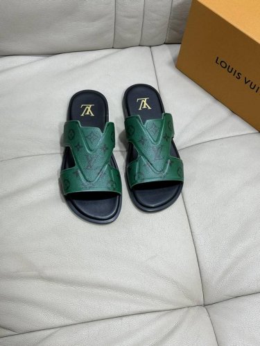 L家 Size:38-45 高端品质 Lv 原单男士春夏拖鞋专柜同步 鞋面意大利进口牛皮面料 标志图形高品质工艺 鞋底 原厂特供原版底 独家活动成型底超级舒适